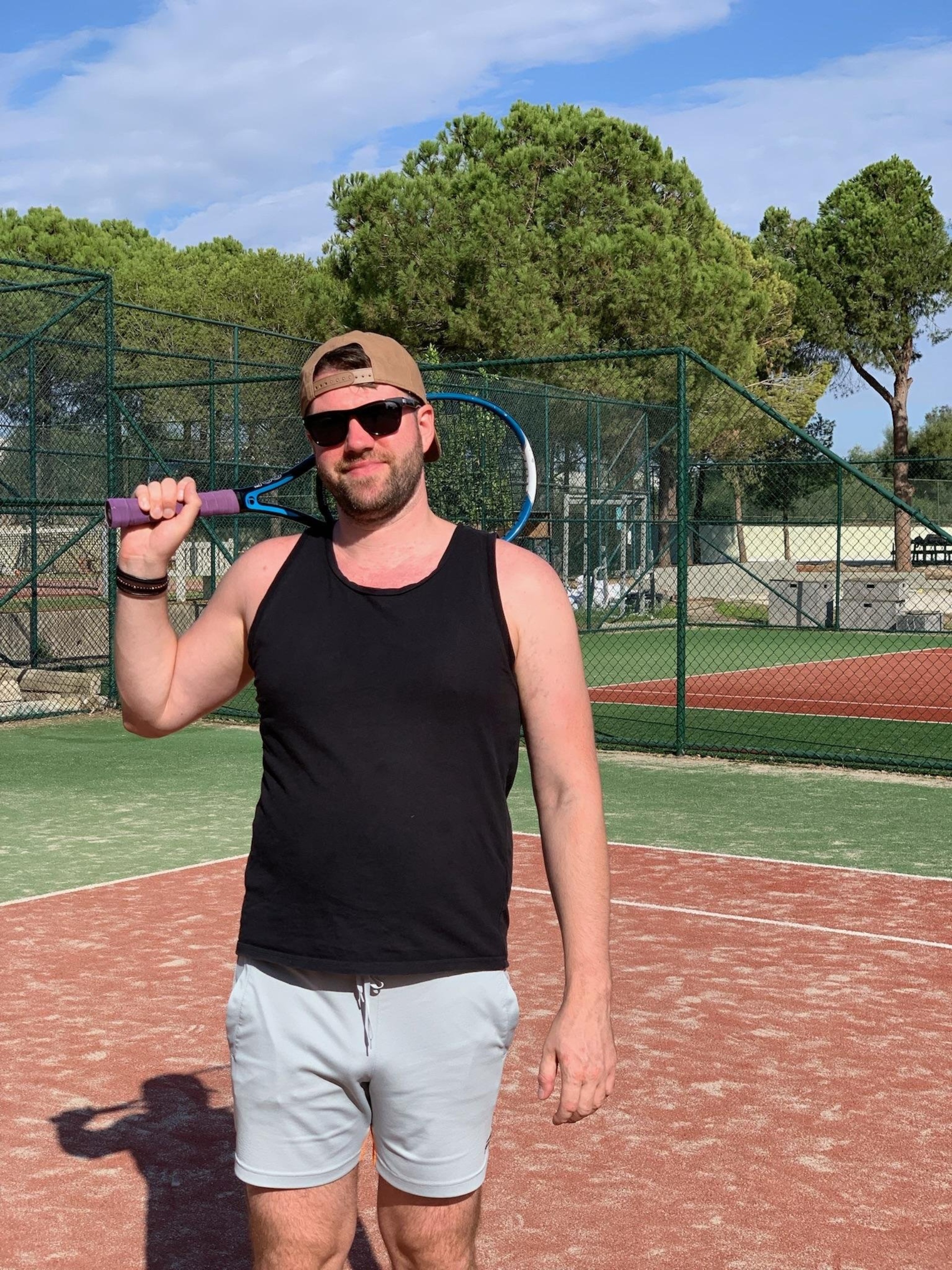 РЫЖИЙ ХВОСТ, ветеринарная клиника, аптека и зоомагазин