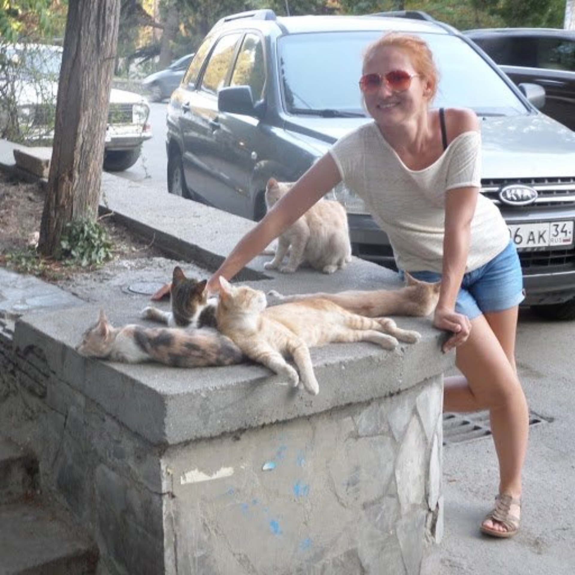 Чехвост, зоосалон